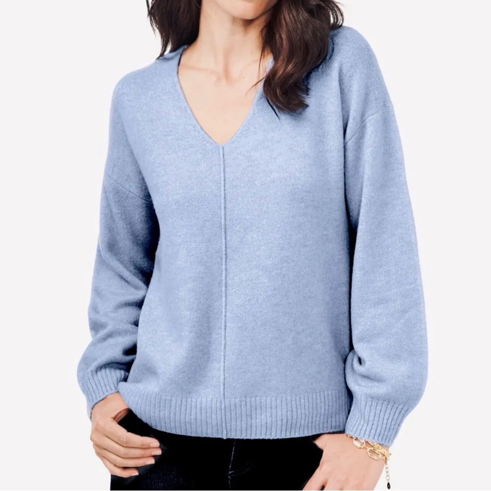 Vince Camuto V neck sweater